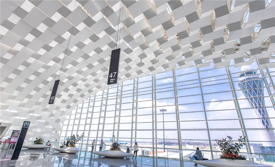 智慧機(jī)場(chǎng)的“聲”動(dòng)脈：航站樓公共廣播系統(tǒng)解決方案