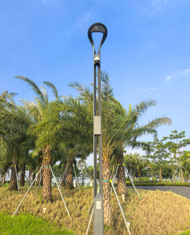 智慧路燈的“耳目”進(jìn)化：監(jiān)控與對(duì)講聯(lián)動(dòng)如何重塑景區(qū)安防體驗(yàn)